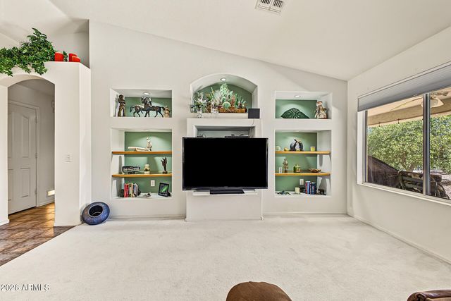 5843 S AMBERWOOD Drive, Sun Lakes, AZ 85248