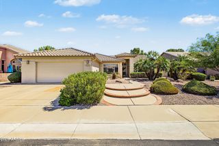 5843 S AMBERWOOD Drive, Sun Lakes, AZ 85248