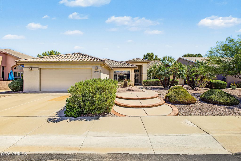 5843 S AMBERWOOD Drive, Sun Lakes, AZ 85248
