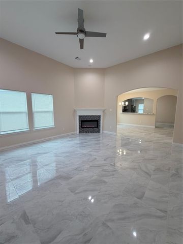 5822 Tautenhahn Road, Houston, TX 77016