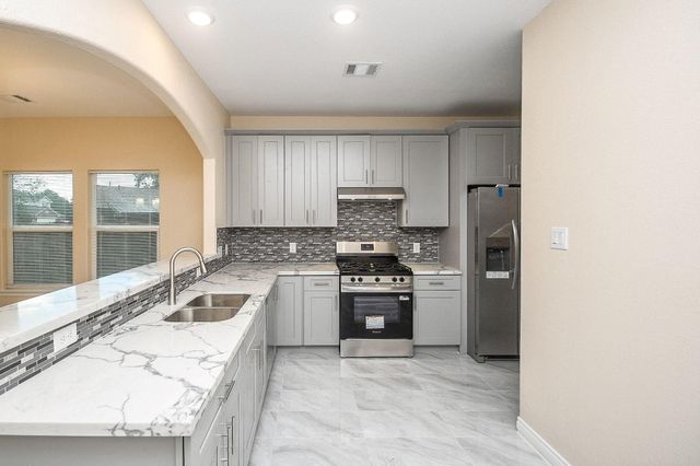 5822 Tautenhahn Road, Houston, TX 77016
