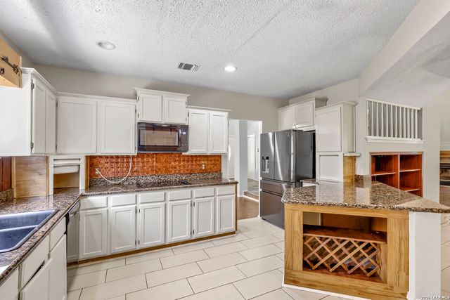 7317 ESTRID TRL, San Antonio, TX 78244