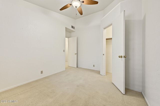 4237 E MORROW Drive, Phoenix, AZ 85050