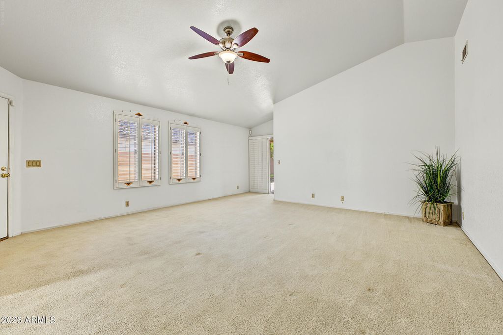 4237 E MORROW Drive, Phoenix, AZ 85050 — photo 5