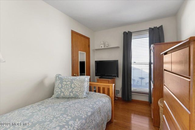 125 10th Avenue, Manchester, NJ 08759