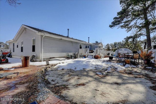 125 10th Avenue, Manchester, NJ 08759