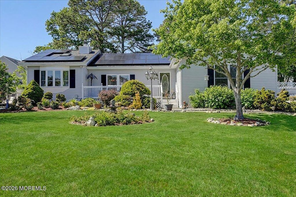 125 10th Avenue, Manchester, NJ 08759