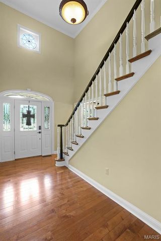 6 Pinebrook Court, Edwardsville, IL 62025