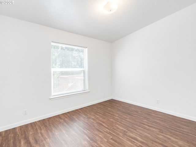 1712 MOUNT PLEASANT Rd, Kelso, WA 98626