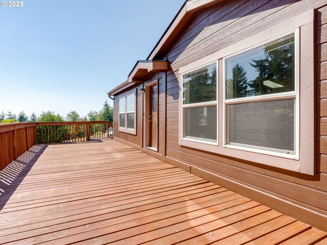 1712 MOUNT PLEASANT Rd, Kelso, WA 98626