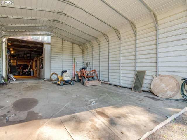 1712 MOUNT PLEASANT Rd, Kelso, WA 98626