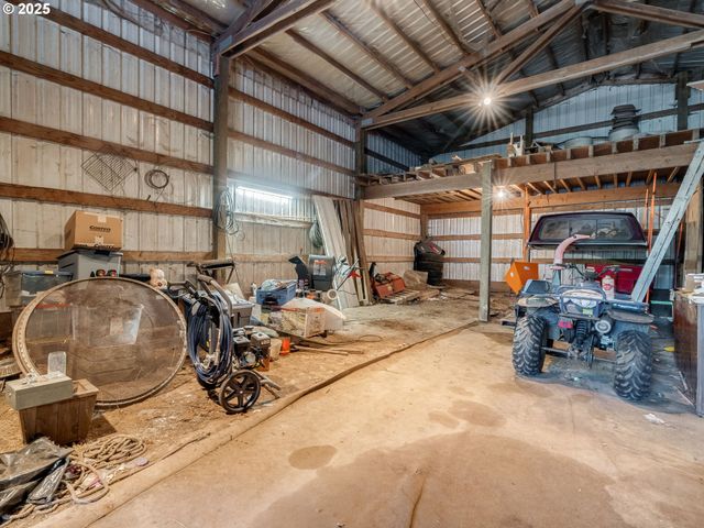 1712 MOUNT PLEASANT Rd, Kelso, WA 98626