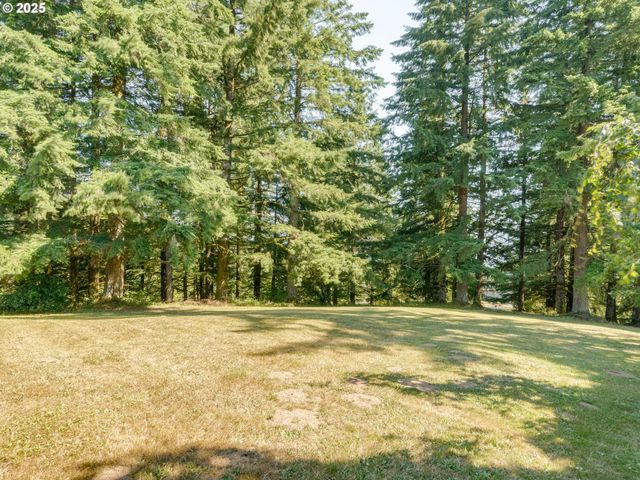 1712 MOUNT PLEASANT Rd, Kelso, WA 98626