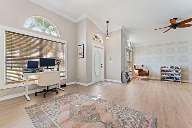 6229 Lucerne Street, Jupiter, FL 33458