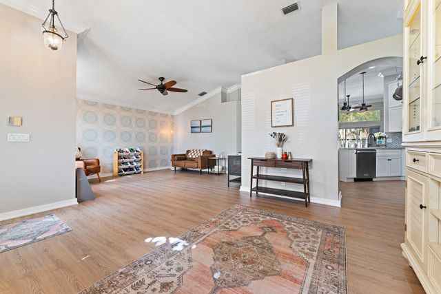 6229 Lucerne Street, Jupiter, FL 33458