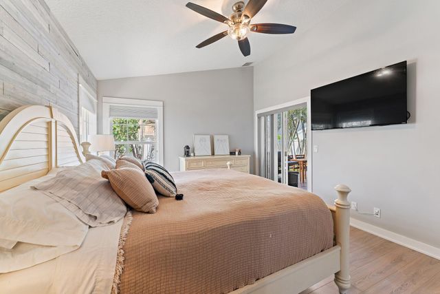 6229 Lucerne Street, Jupiter, FL 33458