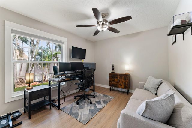 6229 Lucerne Street, Jupiter, FL 33458