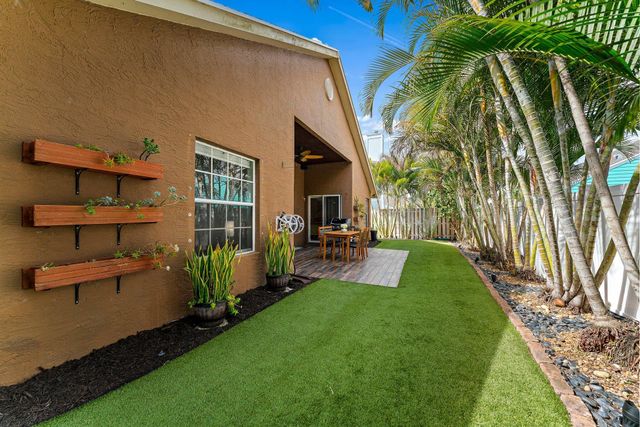 6229 Lucerne Street, Jupiter, FL 33458