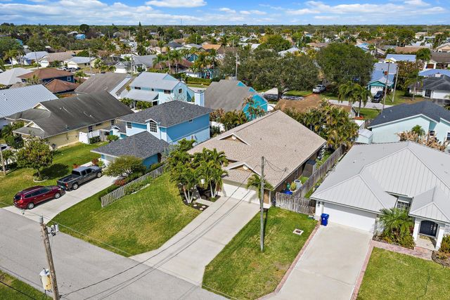 6229 Lucerne Street, Jupiter, FL 33458