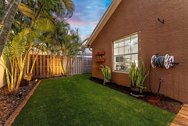 6229 Lucerne Street, Jupiter, FL 33458