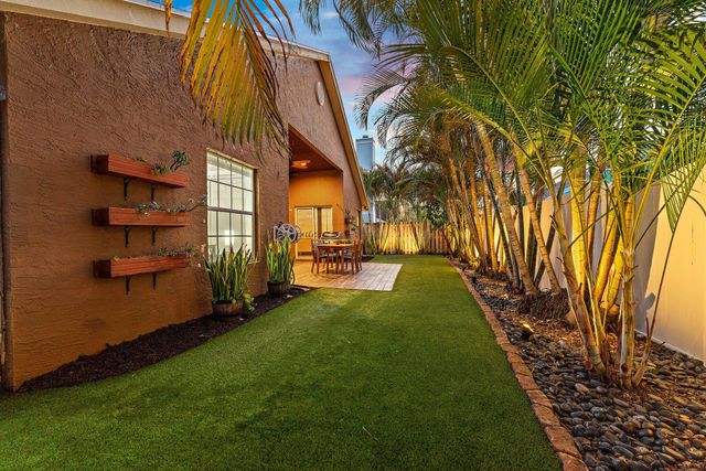 6229 Lucerne Street, Jupiter, FL 33458