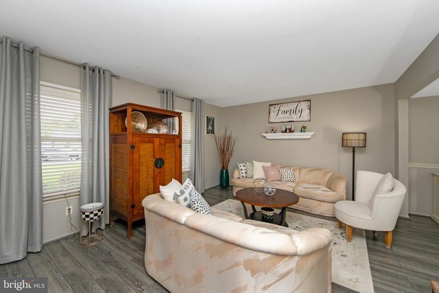508 MEADOW CT, Mount Laurel, NJ 08054