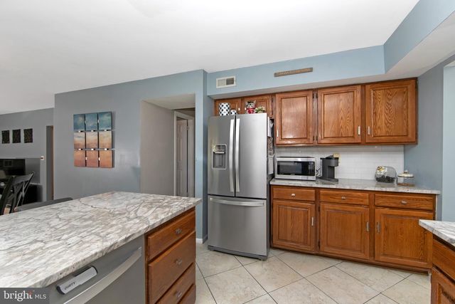 508 MEADOW CT, Mount Laurel, NJ 08054