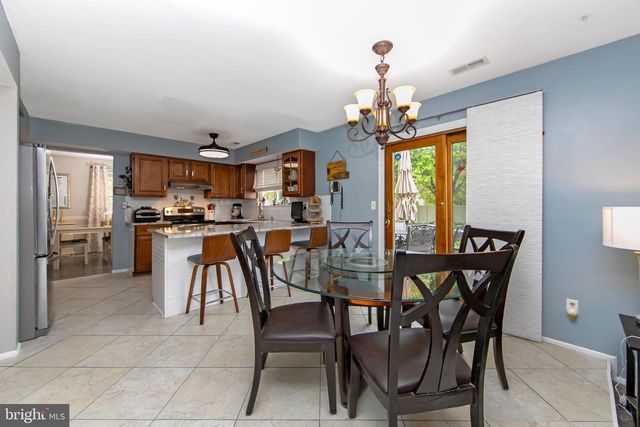 508 MEADOW CT, Mount Laurel, NJ 08054