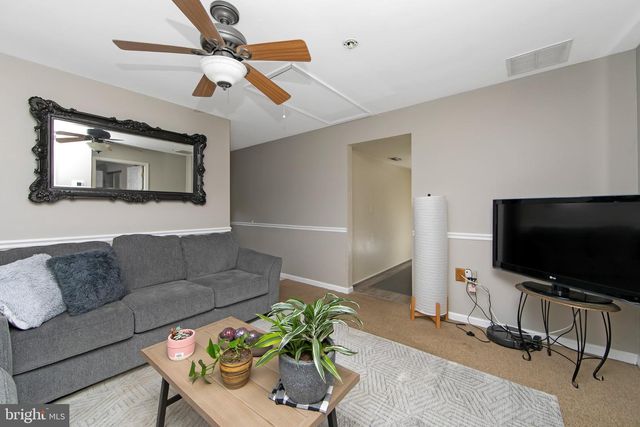508 MEADOW CT, Mount Laurel, NJ 08054
