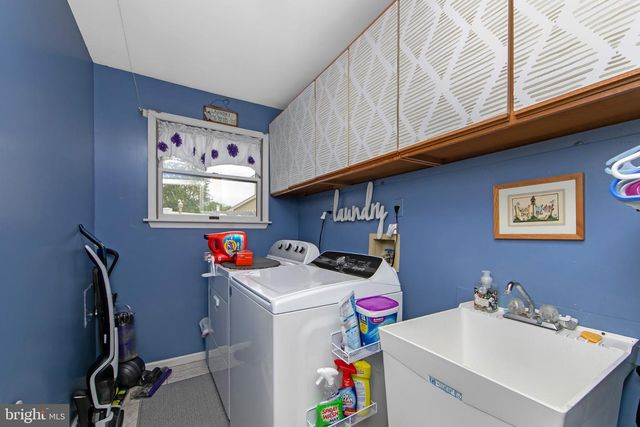 508 MEADOW CT, Mount Laurel, NJ 08054