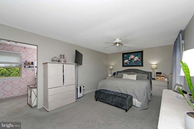 508 MEADOW CT, Mount Laurel, NJ 08054
