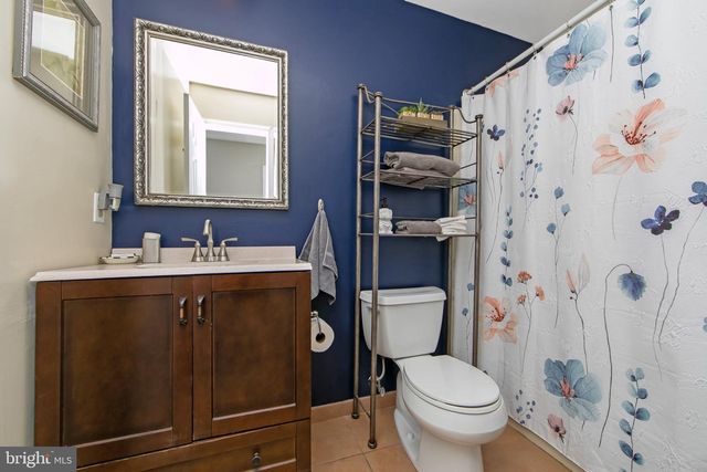 508 MEADOW CT, Mount Laurel, NJ 08054