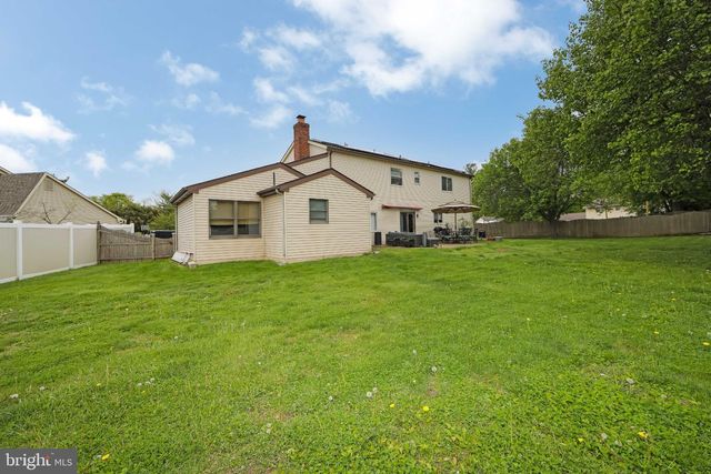 508 MEADOW CT, Mount Laurel, NJ 08054