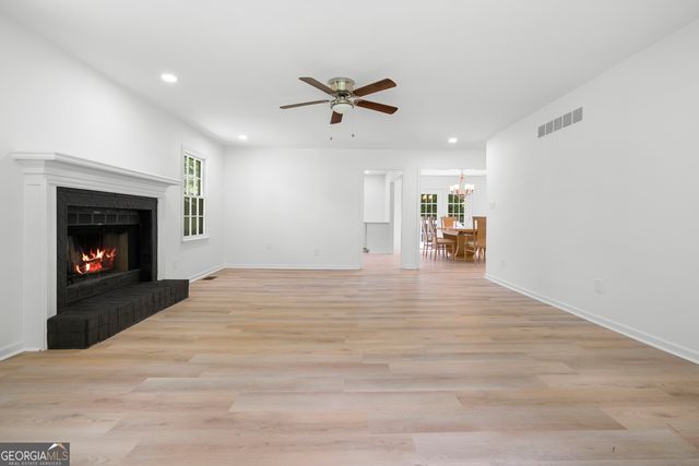3456 Trooper Ridge NW, Acworth, GA 30101