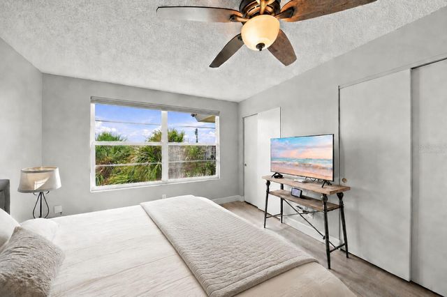4370 CHATHAM DRIVE 304, Longboat Key, FL 34228