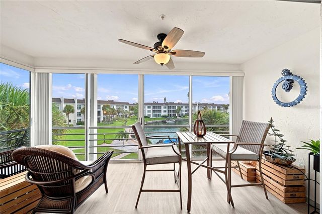 4370 CHATHAM DRIVE 304, Longboat Key, FL 34228