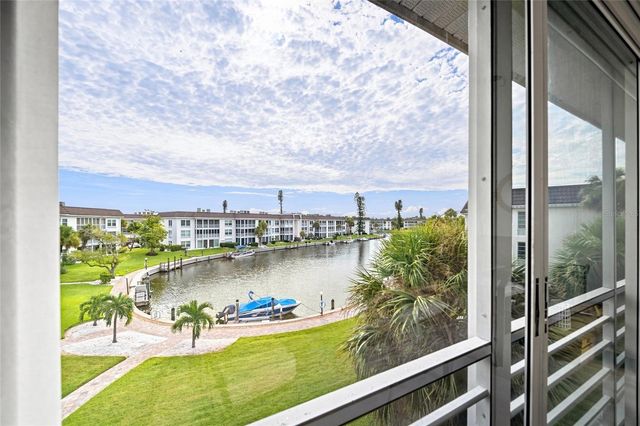 4370 CHATHAM DRIVE 304, Longboat Key, FL 34228