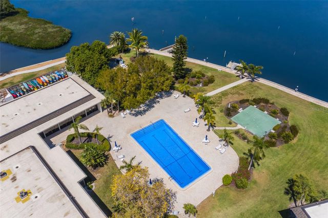 4370 CHATHAM DRIVE 304, Longboat Key, FL 34228