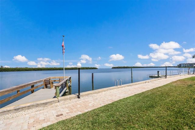 4370 CHATHAM DRIVE 304, Longboat Key, FL 34228