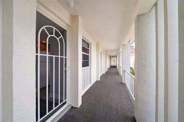 4370 CHATHAM DRIVE 304, Longboat Key, FL 34228