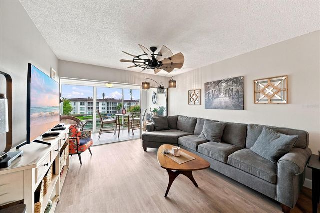 4370 CHATHAM DRIVE 304, Longboat Key, FL 34228