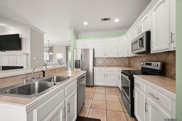 10204 Springrose Ave, Baton Rouge, LA 70810