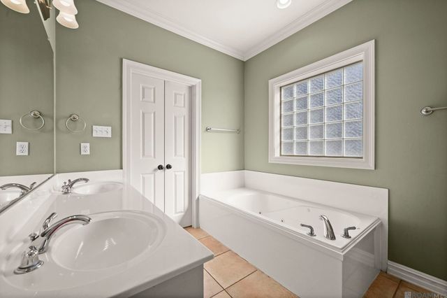 10204 Springrose Ave, Baton Rouge, LA 70810