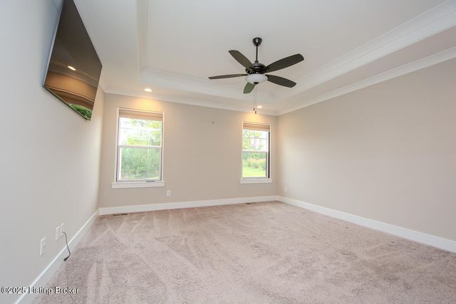 10700 Leo Farm Pl, Louisville, KY 40291