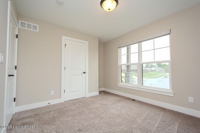 10700 Leo Farm Pl, Louisville, KY 40291