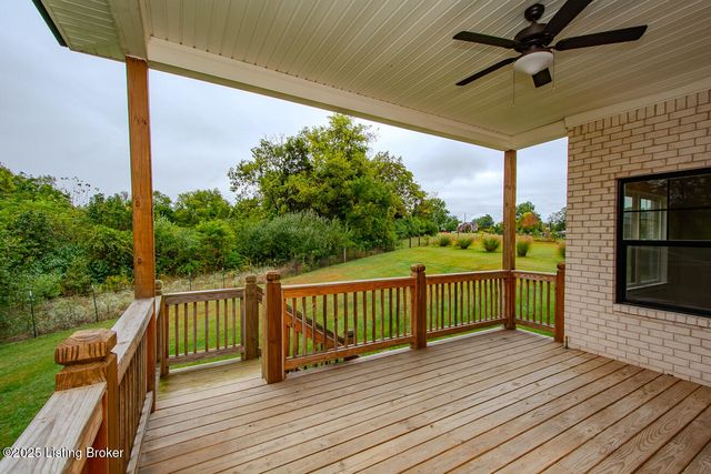 10700 Leo Farm Pl, Louisville, KY 40291