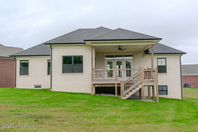 10700 Leo Farm Pl, Louisville, KY 40291