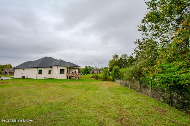 10700 Leo Farm Pl, Louisville, KY 40291