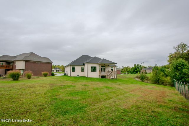 10700 Leo Farm Pl, Louisville, KY 40291