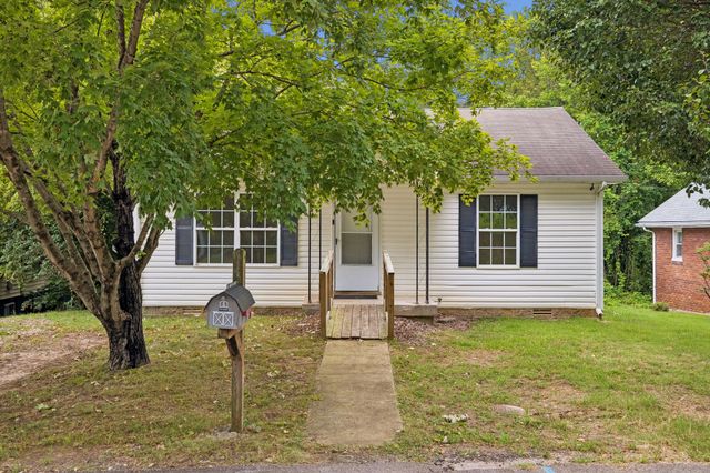 403 Martin St, Clarksville, TN 37040